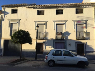 Casa con terreno en Illora