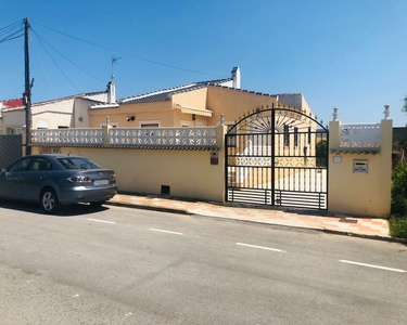 Pareado en venta en San Luis, Torrevieja, Alicante