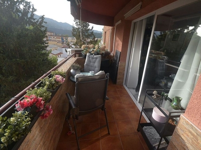 Alquiler de piso en Alegría de la Huerta- Jardín de Málaga de 4 habitaciones con terraza y jardín