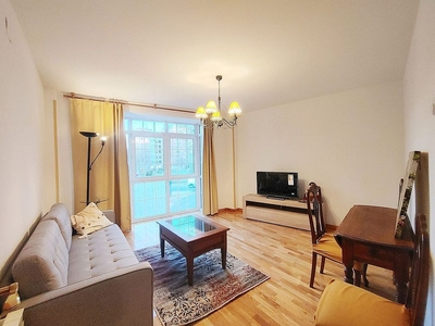 Alquiler de piso en San Roque-Concordia-Adoratrices de 2 habitaciones con garaje y muebles