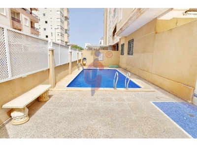 ¡ Apartamento 2 dormitorios y piscina comunitaria en Guardamar del Segura!