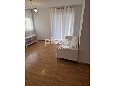 Apartamento en alquiler en Calle Plaza Bandera Paracaidista Ortiz Zarate