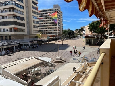 Apartamento en calle Cauce con vista a la plaza de la Nogalera Torremolinos