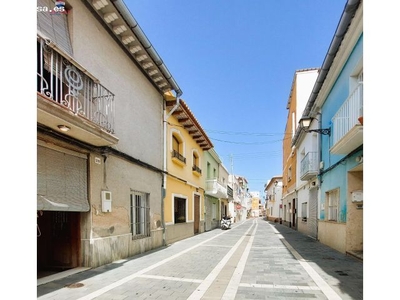 Encantadora Casa de Pueblo para Reformar en la Mejor Zona de Bellreguard, Valencia