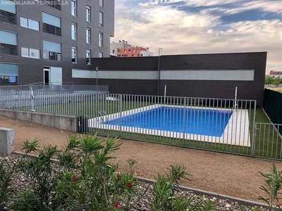 Venta de piso con piscina en Universidad (Valladolid)