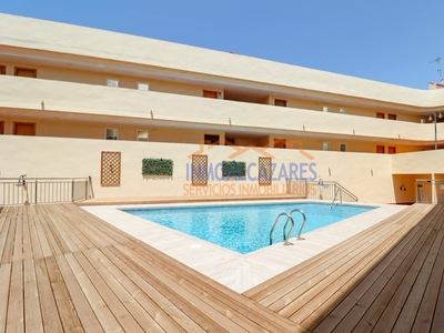 Venta de piso con piscina y terraza en Los Alcázares, Carril de las Palmeras