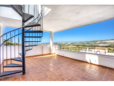 Venta promoción en Urb Doña Julia golf Casares Málaga