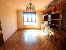 Piso en venta en Corredoria-La Carisa-Prado de La Vega