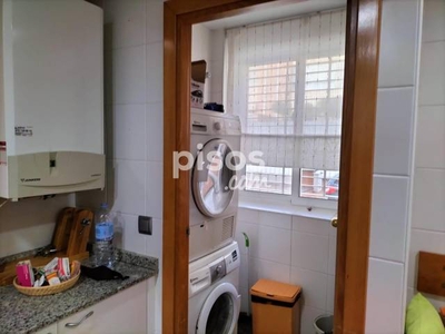 Casa en venta en Junto Avenida Matadepera y Cerca Renfe y Ffcc Norte.