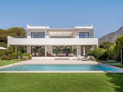 Casa / villa de 842m² con 341m² terraza en venta en Milla de Oro