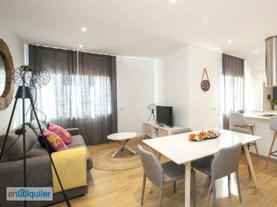 Moderno apartamento de 1 dormitorio con aire acondicionado en alquiler en Gràcia