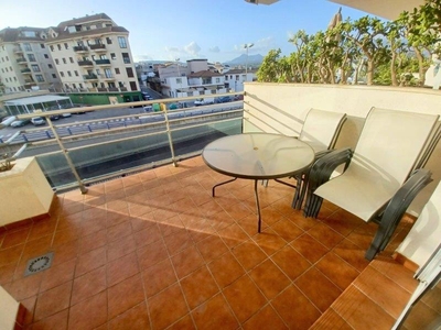 Venta de piso con piscina y terraza en San Luis de Sabinillas (Manilva), Sabinillas Bajo
