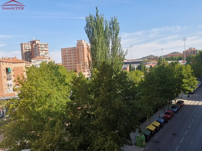 Venta de piso en ensanche (Teruel), Ensanche