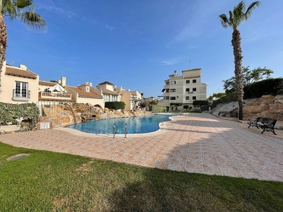 Alquiler de ático en Campos de Golf - Villa Martin - Los Dolses de 3 habitaciones con terraza y piscina