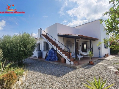 Arboleas villa en venta