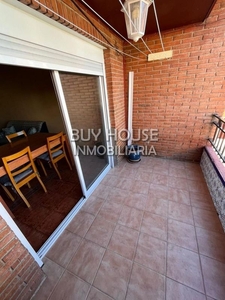 Piso en alquiler en Illescas de 3 habitaciones con terraza y piscina