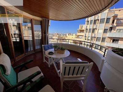 Piso en venta en Marquès de la Fontsanta - Pere Garau de 5 habitaciones con terraza y garaje