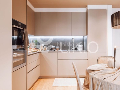 Alquiler apartamento amueblado con ascensor, calefacción y aire acondicionado en Barcelona