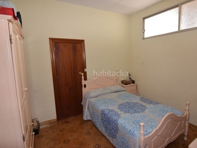 Chalet con 4 habitaciones con parking, piscina y aire acondicionado en Murcia