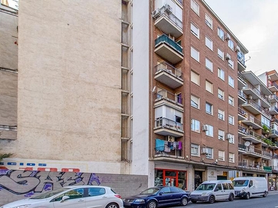 Piso en venta en Av Juan Carlos, El Pilar - La Estación