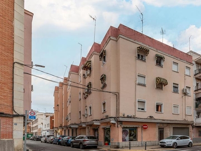 Piso en venta en C/ Sedavi, Zona La Ermita