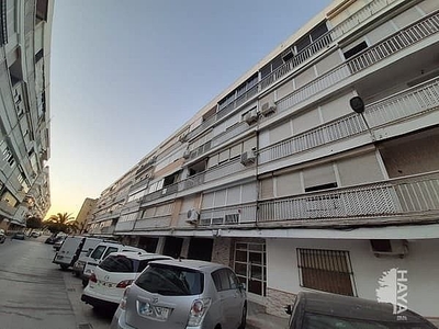 Venta de piso en Arco Norte - Avda. España de 3 habitaciones con terraza