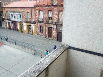 Alquiler de piso con terraza en La Bañeza