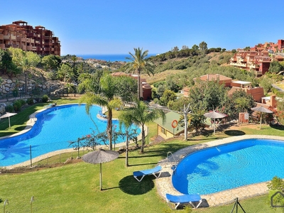 Apartamento en venta en La Reserva, Marbella, Málaga