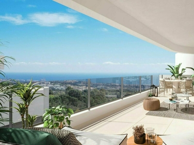 Apartamento en venta en Los Monteros, Marbella, Málaga