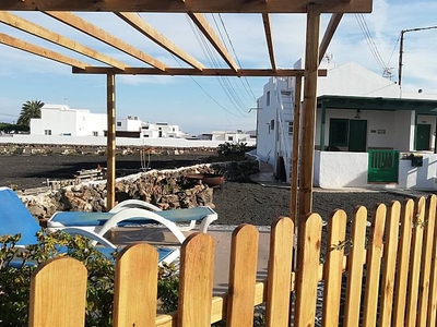 Casa Antonia Reyes a 10 minutos de la playa Famara