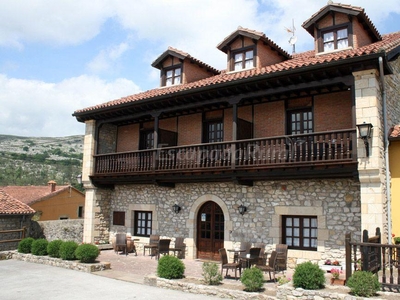 Casa En La Busta, Cantabria