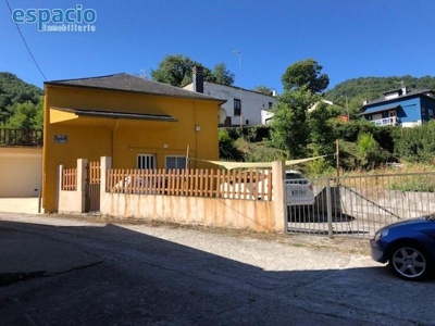 Casa en venta en Vega de Valcarce