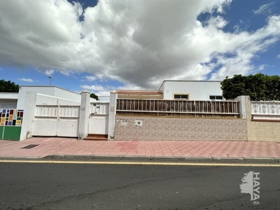 Chalet adosado en venta en Calle Pedro Lezcano, 38632, San Miguel De Abona (Tenerife)