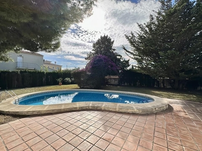 Els Poblets villa en venta