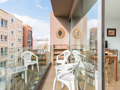 Loft moderno con balcón al lado de Las Canteras