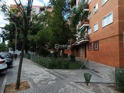 Piso en venta en AVENIDA PADRE PIQUER, Aluche, Latina, Madrid, Madrid
