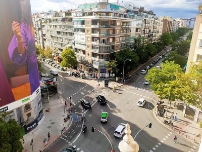 Piso en venta en CALLE SANTA ENGRACIA, Ríos Rosas, Chamberí, Madrid, Madrid