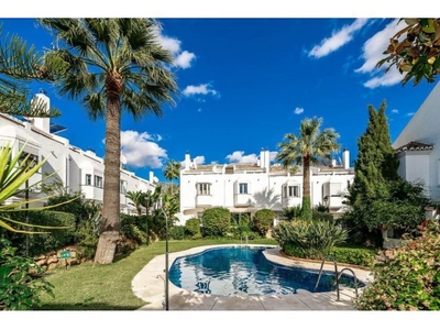 Terraced Houses en Alquiler en Marbella, Málaga