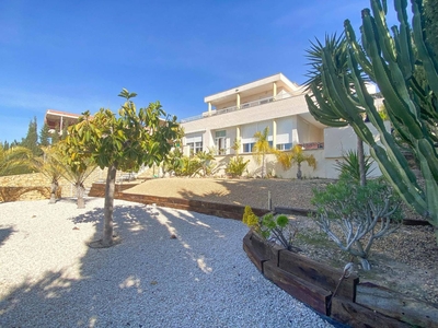 Venta Casa unifamiliar en Jardiel Poncela Alicante - Alacant. Buen estado 675 m²