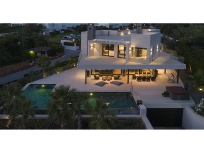 Venta Casa unifamiliar Marbella. Buen estado con terraza 1200 m²