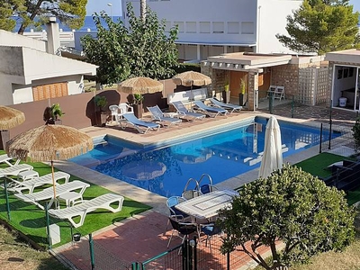 Villa frente al mar y playa con piscina privada