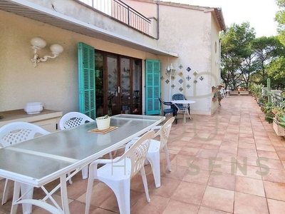 Alquiler de ático en Can Pastilla - Les Meravelles - S'Arenal de 3 habitaciones con terraza y jardín