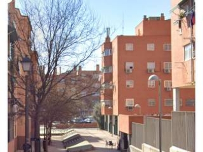 Piso de tres habitaciones Calle de Luis Buñuel, Palomeras Sureste, Madrid