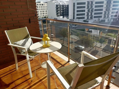 Piso en alquiler en Ciudad Jardín - Zoco de 3 habitaciones con terraza y jardín