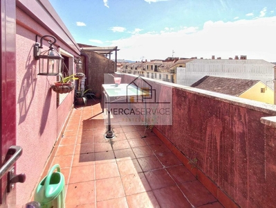 Piso en venta en avenida Médico Ballina de 2 habitaciones con terraza y garaje