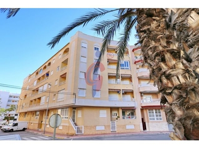 ¡ Precioso apartamento reformado con dos dormitorios a 500 m. de la playa La Roqueta de Guardamar!