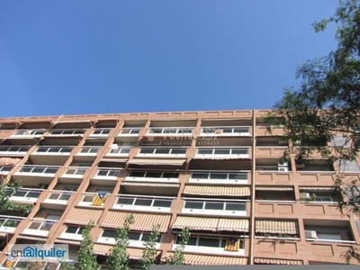 Alquiler piso ascensor Les corts