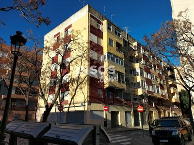 Apartamento en venta en Calle Regino Mas en Ciutat Fallera por 50.000 €
