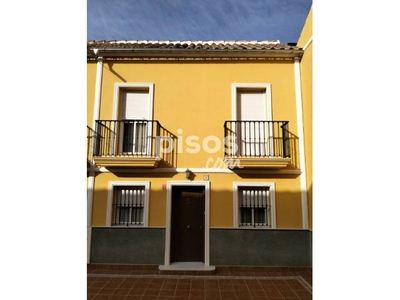 Casa adosada en venta en Calle de la Alfarería, 9, cerca de Avenida de Carmen Torres en Pilas por 110.000 €