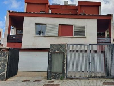 Casa adosada en venta en Miguel Martin Fernandezts, Tafira